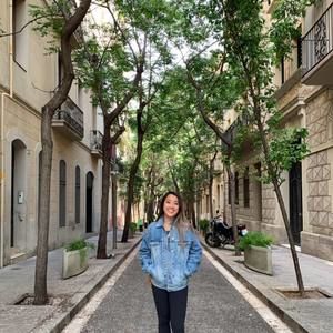 Meet your Posher, April